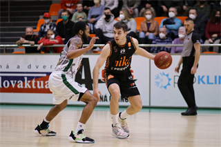 24. Kolo Niké SBL: MBK Handlová - BC Prievidza 75:79 (foto: Ladislav Szibilla)