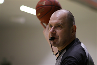 24. Kolo Niké SBL: MBK Handlová - BC Prievidza 75:79 (foto: Ladislav Szibilla)