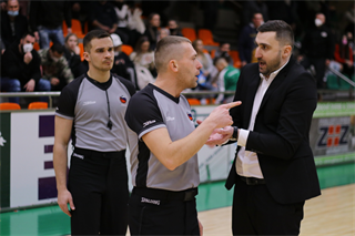 24. Kolo Niké SBL: MBK Handlová - BC Prievidza 75:79 (foto: Ladislav Szibilla)