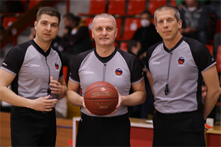 27. Kolo Niké SBL: BC Prievidza - Inter Bratislava 71:60 (foto: Ladislav Szibilla)