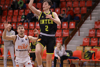27. Kolo Niké SBL: BC Prievidza - Inter Bratislava 71:60 (foto: Ladislav Szibilla)