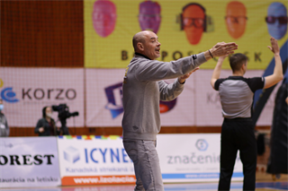 27. Kolo Niké SBL: BC Prievidza - Inter Bratislava 71:60 (foto: Ladislav Szibilla)