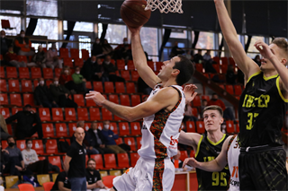 27. Kolo Niké SBL: BC Prievidza - Inter Bratislava 71:60 (foto: Ladislav Szibilla)