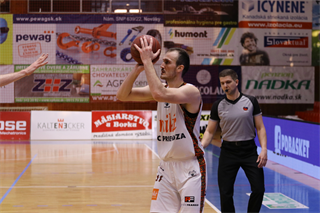 27. Kolo Niké SBL: BC Prievidza - Inter Bratislava 71:60 (foto: Ladislav Szibilla)