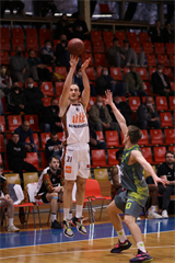 Baráž: BC Prievidza - ŠBK Junior Patrioti Levice U23 91:57 (foto: Ladislav Szibilla)