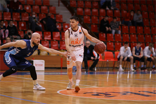Baráž: BC Prievidza - MBK SPU Nitra 87:82 (foto: Ladislav Szibilla)