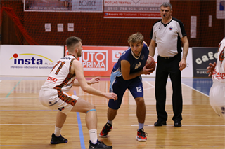 Baráž: BC Prievidza - MBK SPU Nitra 87:82 (foto: Ladislav Szibilla)
