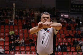 Baráž: BC Prievidza - MBK SPU Nitra 87:82 (foto: Ladislav Szibilla)