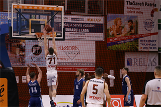 Baráž: BC Prievidza - MBK SPU Nitra 87:82 (foto: Ladislav Szibilla)