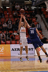 Baráž: BC Prievidza - MBK SPU Nitra 87:82 (foto: Ladislav Szibilla)