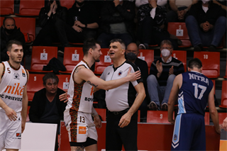 Baráž: BC Prievidza - MBK SPU Nitra 87:82 (foto: Ladislav Szibilla)