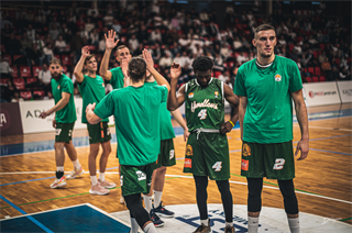 1. Kolo Niké SBL: BC Prievidza - MBK Handlová 55:57 (foto: Lukáš Droppan)	