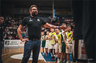 1. Kolo Niké SBL: BC Prievidza - MBK Handlová 55:57 (foto: Lukáš Droppan)	