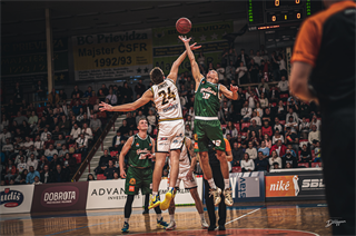 1. Kolo Niké SBL: BC Prievidza - MBK Handlová 55:57 (foto: Lukáš Droppan)	