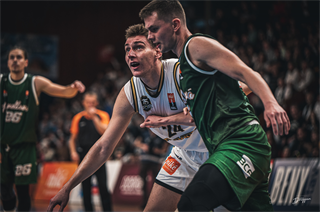 1. Kolo Niké SBL: BC Prievidza - MBK Handlová 55:57 (foto: Lukáš Droppan)	