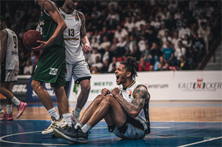 1. Kolo Niké SBL: BC Prievidza - MBK Handlová 55:57 (foto: Lukáš Droppan)	