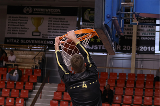 2. Kolo Niké SBL: BC Prievidza - BKM Lučenec 85:79 (foto: Ladislav Szibilla)