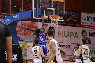 2. Kolo Niké SBL: BC Prievidza - BKM Lučenec 85:79 (foto: Ladislav Szibilla)