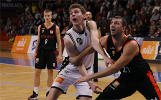4. Kolo Niké SBL: BC Prievidza - BC Komárno 65:56 (foto: Ladislav Szibilla)