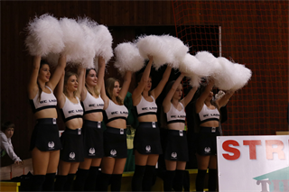4. Kolo Niké SBL: BC Prievidza - BC Komárno 65:56 (foto: Ladislav Szibilla)