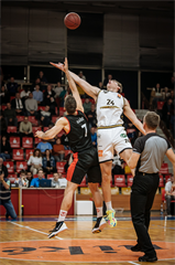4. Kolo Niké SBL - BC Prievidza : BC Komárno 65:56 (foto: Vladimír Králik)