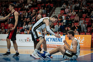 4. Kolo Niké SBL - BC Prievidza : BC Komárno 65:56 (foto: Vladimír Králik)