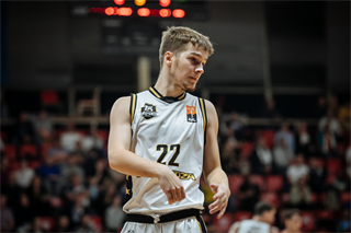 4. Kolo Niké SBL - BC Prievidza : BC Komárno 65:56 (foto: Vladimír Králik)