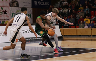 13. Kolo Niké SBL: BC Prievidza - Patrioti Levice 81:82 (foto: Ladislav Szibilla)	