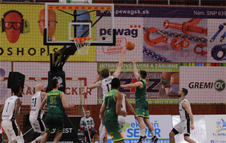 13. Kolo Niké SBL: BC Prievidza - Patrioti Levice 81:82 (foto: Ladislav Szibilla)	