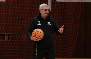 1. liga: BC Prievidza B - BK MŠK Patrioti Žiar n. Hronom U23 75:102 (foto: Ladislav Szibilla)	