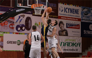 1. liga: BC Prievidza B - BK MŠK Patrioti Žiar n. Hronom U23 75:102 (foto: Ladislav Szibilla)	