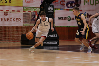1. liga: BC Prievidza B - BK MŠK Patrioti Žiar n. Hronom U23 75:102 (foto: Ladislav Szibilla)	