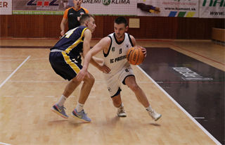 1. liga: BC Prievidza B - BK MŠK Patrioti Žiar n. Hronom U23 75:102 (foto: Ladislav Szibilla)	
