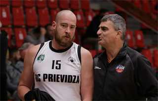 1. liga: BC Prievidza B - BK MŠK Patrioti Žiar n. Hronom U23 75:102 (foto: Ladislav Szibilla)	