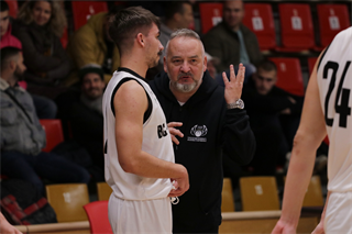 1. liga: BC Prievidza B - BK MŠK Patrioti Žiar n. Hronom U23 75:102 (foto: Ladislav Szibilla)	