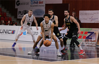 16. Kolo Niké SBL: BC Prievidza - Inter Bratislava 84:86* (foto: Ladislav Szibilla)	