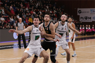 16. Kolo Niké SBL: BC Prievidza - Inter Bratislava 84:86* (foto: Ladislav Szibilla)	