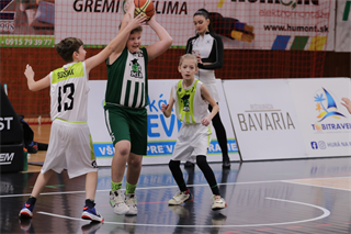 16. Kolo Niké SBL: BC Prievidza - Inter Bratislava 84:86* (foto: Ladislav Szibilla)	