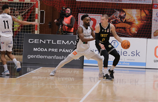 16. Kolo Niké SBL: BC Prievidza - Inter Bratislava 84:86* (foto: Ladislav Szibilla)	