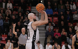 16. Kolo Niké SBL: BC Prievidza - Inter Bratislava 84:86* (foto: Ladislav Szibilla)	