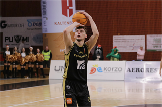 19. Kolo Niké SBL: BC Prievidza - BKM Lučenec 90:76 (foto: Ladislav Szibilla)	