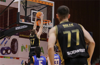 19. Kolo Niké SBL: BC Prievidza - BKM Lučenec 90:76 (foto: Ladislav Szibilla)	