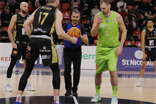 18. Kolo Niké SBL: BC Prievidza - Slávia SPU Nitra 90:77 (foto: Ladislav Szibilla)	