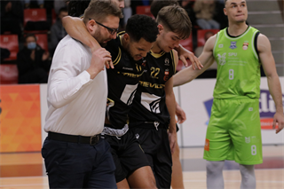 18. Kolo Niké SBL: BC Prievidza - Slávia SPU Nitra 90:77 (foto: Ladislav Szibilla)	