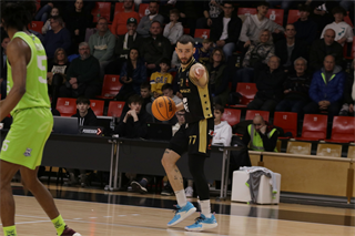 18. Kolo Niké SBL: BC Prievidza - Slávia SPU Nitra 90:77 (foto: Ladislav Szibilla)	