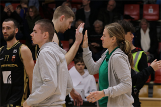 18. Kolo Niké SBL: BC Prievidza - Slávia SPU Nitra 90:77 (foto: Ladislav Szibilla)	