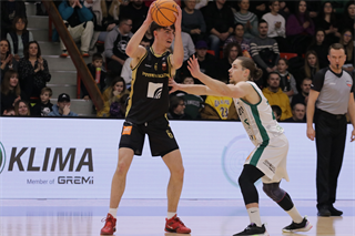 23. Kolo Niké SBL: BC Prievidza - MBK Handlová 80:73 (foto: Ladislav Szibilla)	
