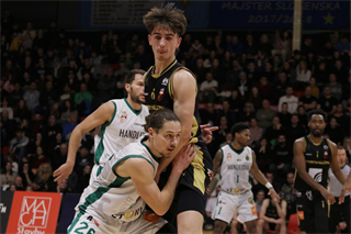 23. Kolo Niké SBL: BC Prievidza - MBK Handlová 80:73 (foto: Ladislav Szibilla)	