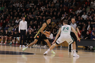 23. Kolo Niké SBL: BC Prievidza - MBK Handlová 80:73 (foto: Ladislav Szibilla)	