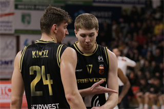 23. Kolo Niké SBL: BC Prievidza - MBK Handlová 80:73 (foto: Ladislav Szibilla)	